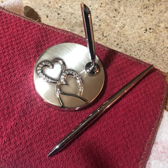 Hortense B. Hewitt Sparkling Love Pen Set (2pc) - Picture 4 of 8